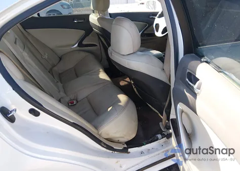 2011 Lexus Is 250 z USA, uszkodzony, nr VIN JTHCF5C28B5045343